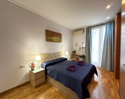 Habitación doble con baño privado Cal1