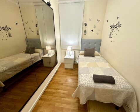 Acogedora habitación cerca de Plaza España A5