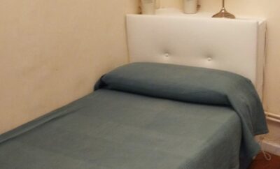 Budget single room near Temple of Debod and Plaza de España metro station Luisa2